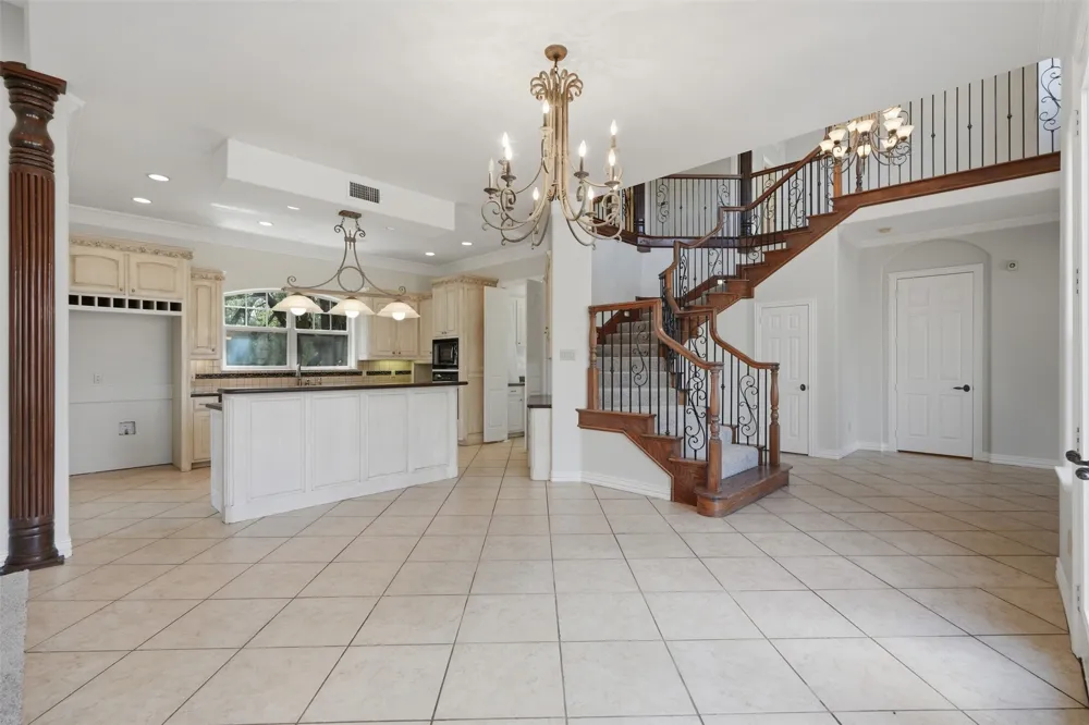 4201 Bluff View Drive Granbury, TX 76048