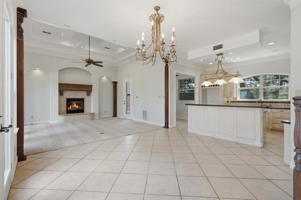 4201 Bluff View Drive Granbury, TX 76048