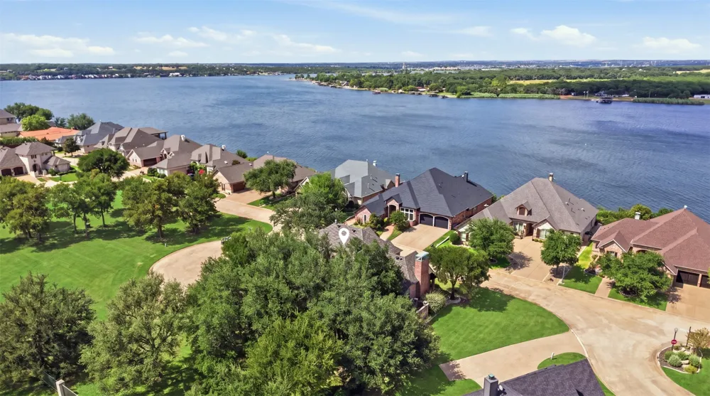 4201 Bluff View Drive Granbury, TX 76048