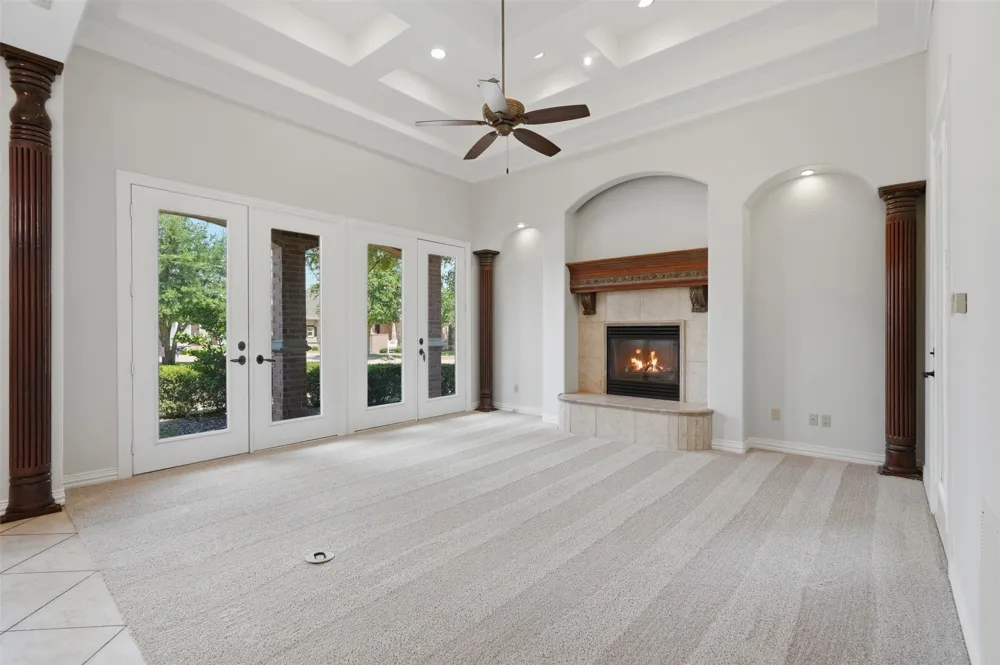 4201 Bluff View Drive Granbury, TX 76048