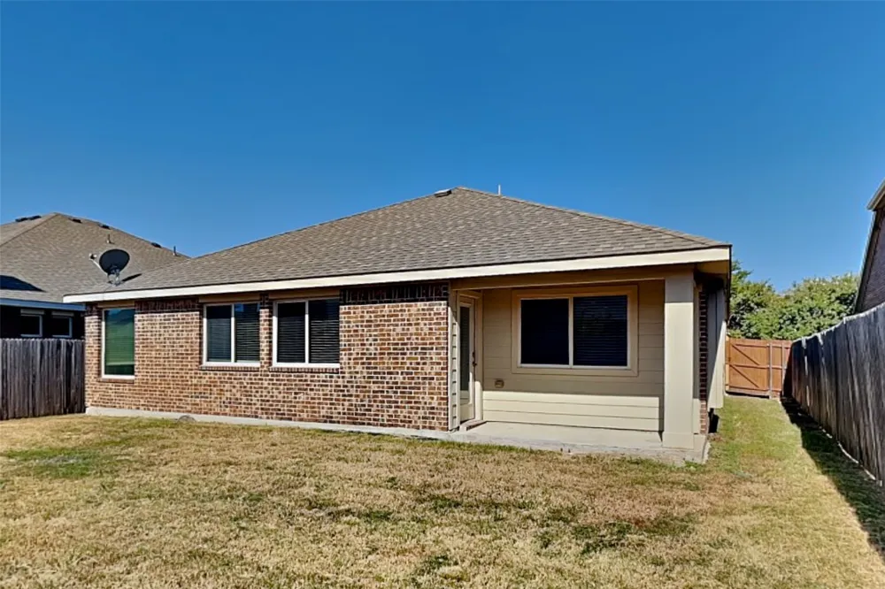 2112 Danibelle Drive Forney, TX 75126