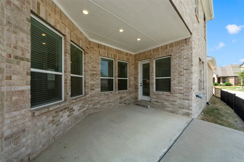 4851 Miles Way Fairview, TX 75069