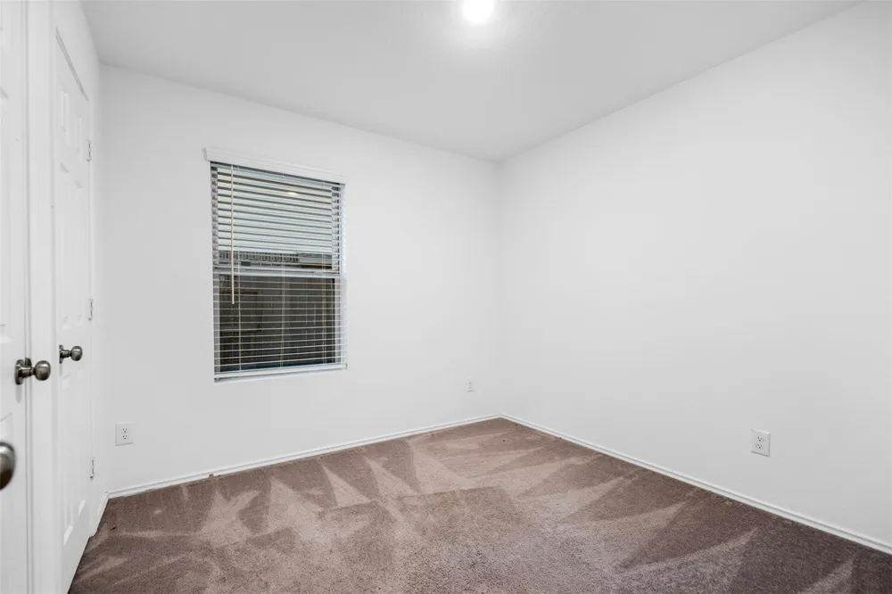 14534 Broadbury Pond Road Rosharon, TX 77583