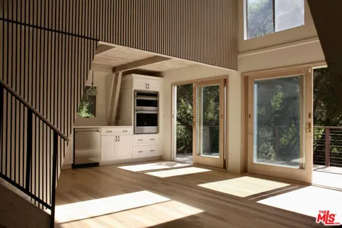 1578 Topanga Skyline Drive