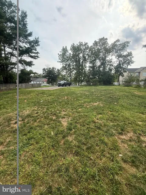 17 WALK AVENUE
