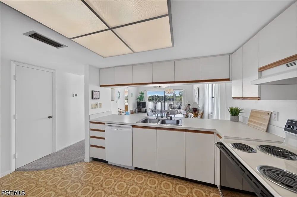 Bay Pointe Boulevard #208 North Fort Myers, FL 33917