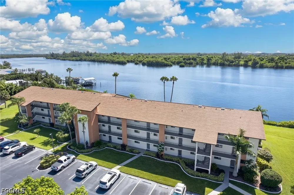 Bay Pointe Boulevard #208 North Fort Myers, FL 33917