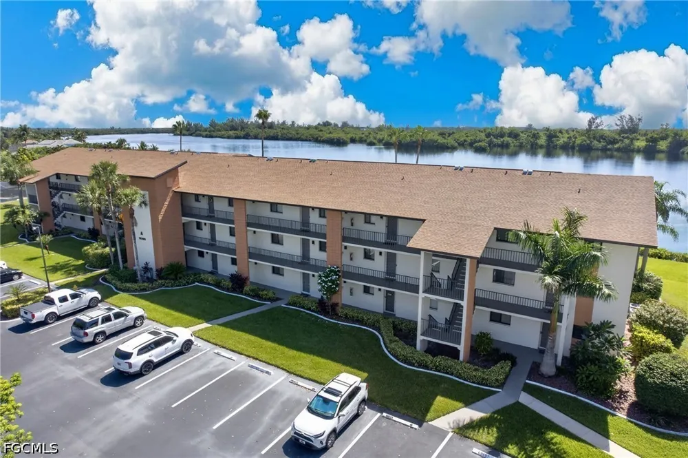 Bay Pointe Boulevard #208 North Fort Myers, FL 33917