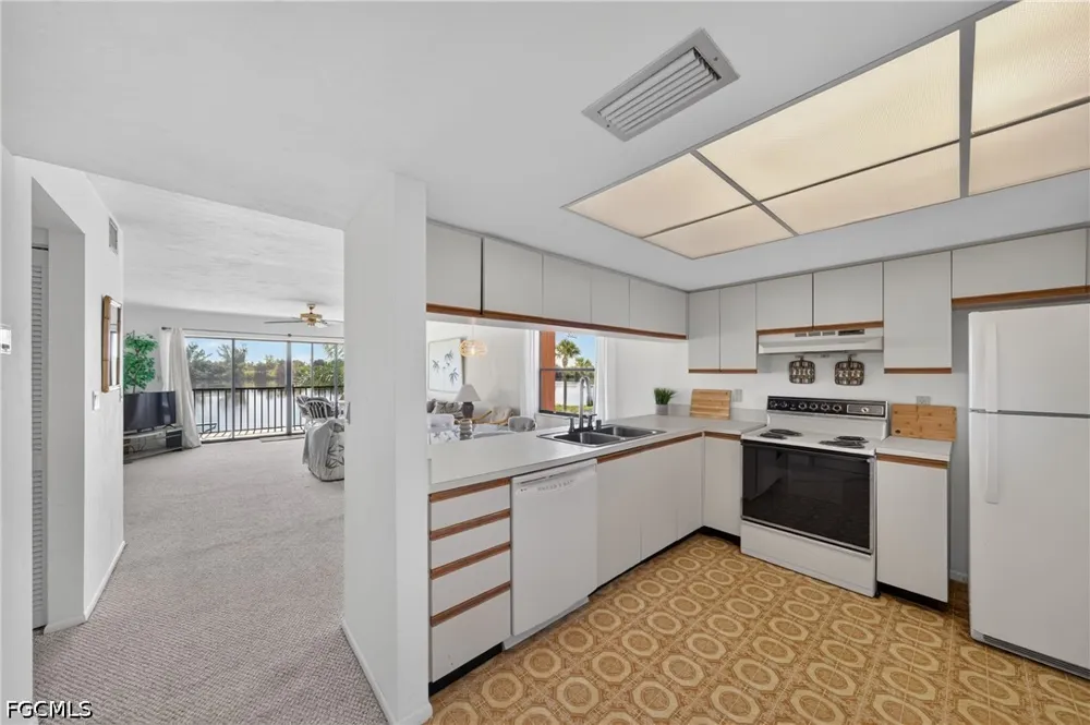 Bay Pointe Boulevard #208 North Fort Myers, FL 33917