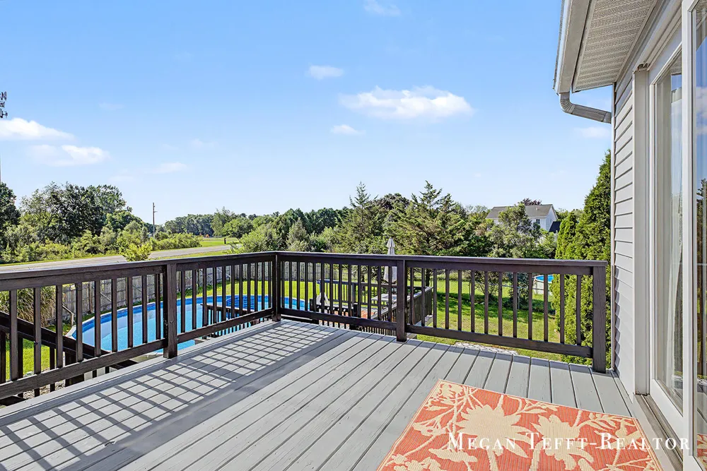 6230 Belmont Farms NE Belmont, MI 49306