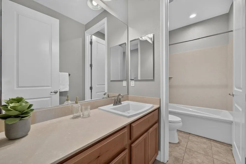 1052 Doheny Terrace Sunnyvale, CA 94085