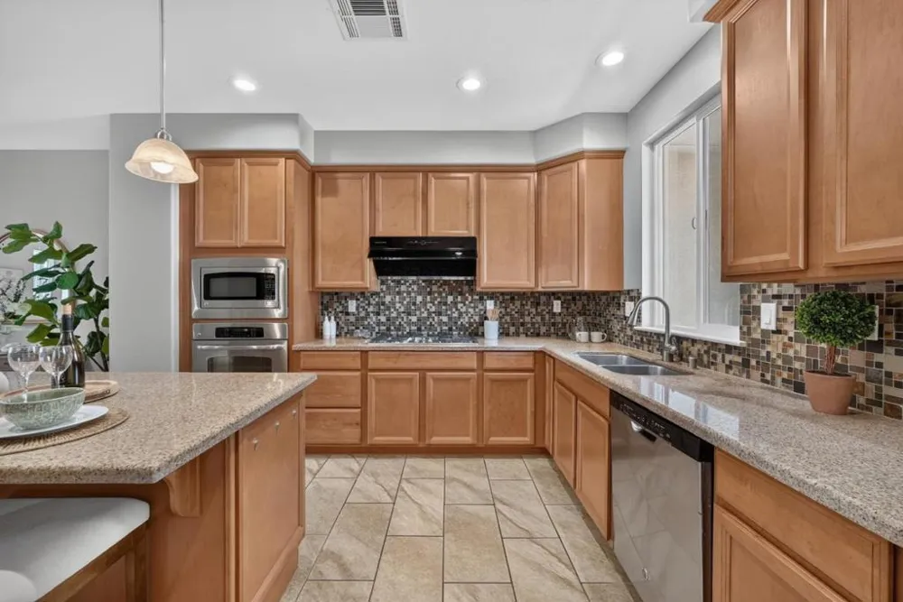 1052 Doheny Terrace Sunnyvale, CA 94085