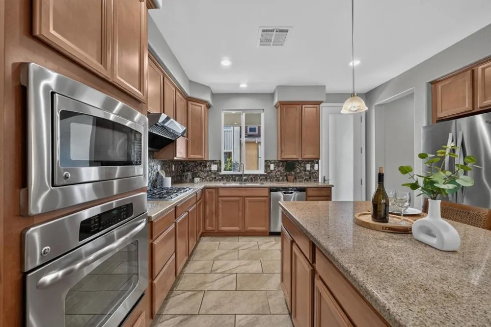 1052 Doheny Terrace Sunnyvale, CA 94085