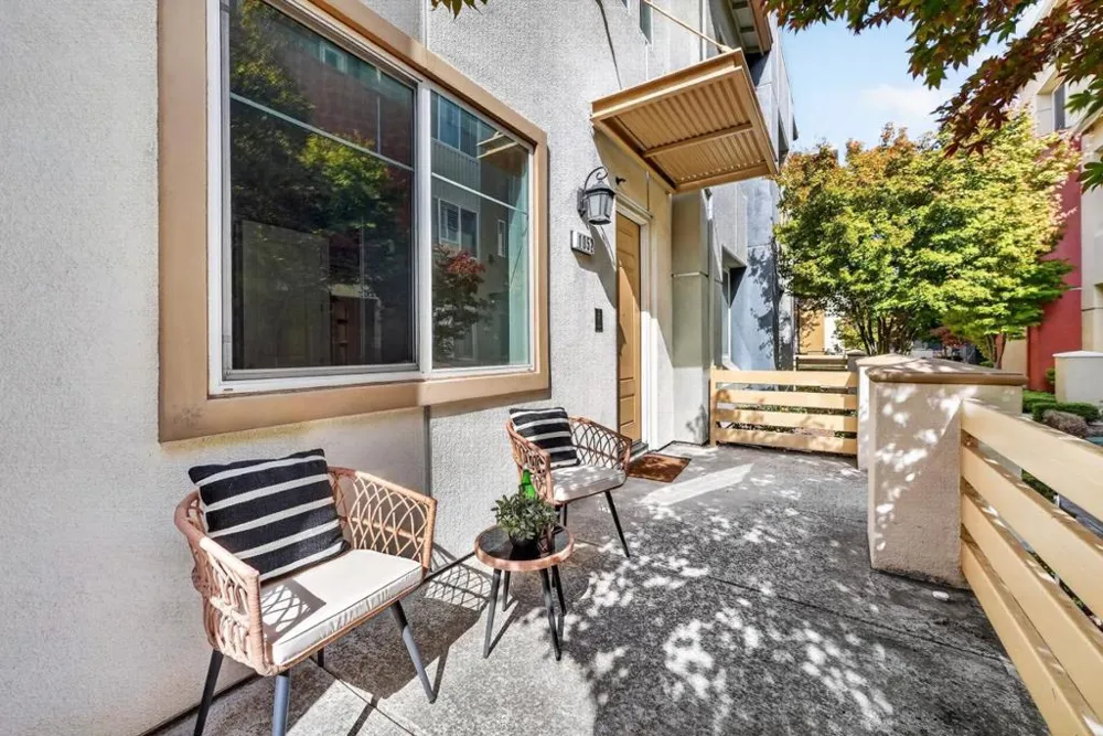 1052 Doheny Terrace Sunnyvale, CA 94085