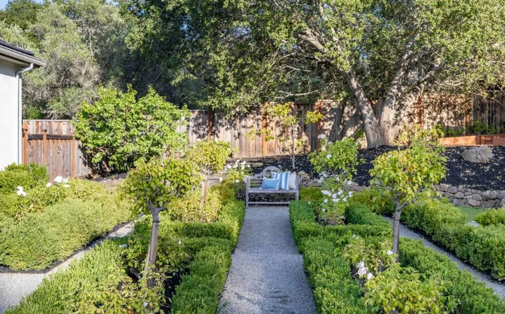 1700 Esberg Road Los Altos, CA 94024