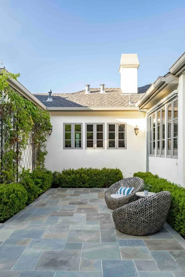 1700 Esberg Road Los Altos, CA 94024