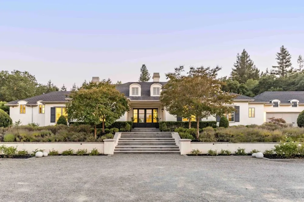 1700 Esberg Road Los Altos, CA 94024