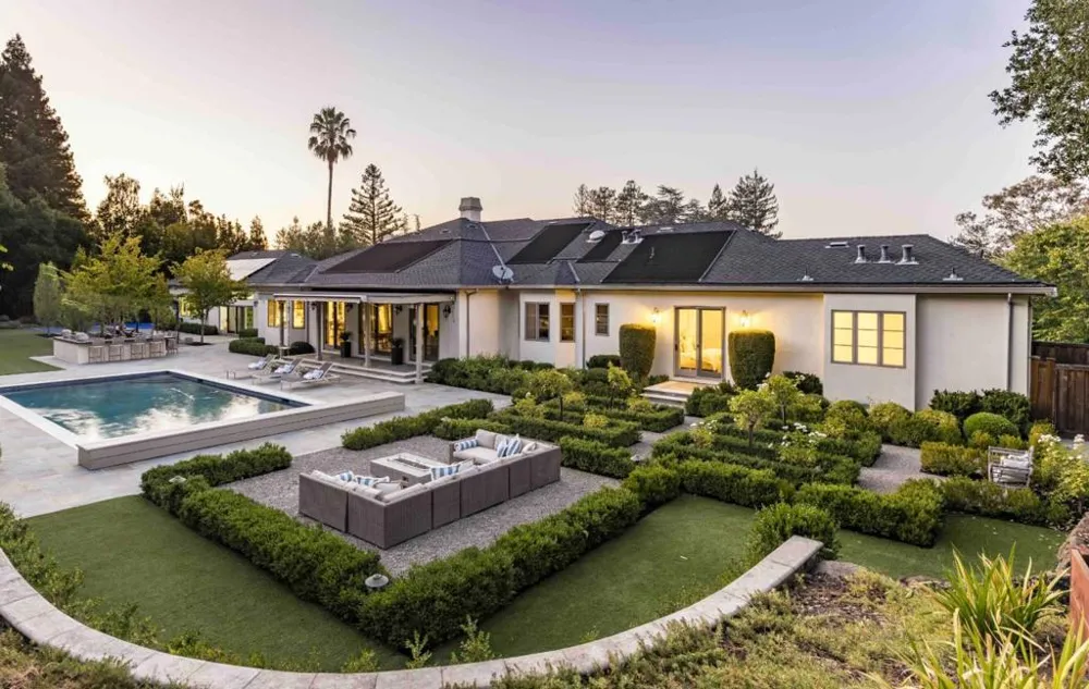 1700 Esberg Road Los Altos, CA 94024