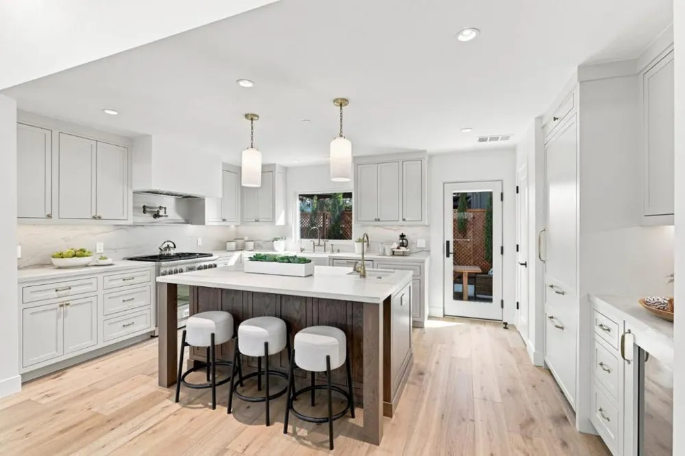 2 Augusta Court Los Gatos, CA 95030
