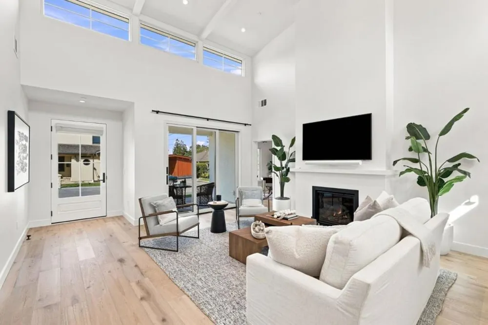 2 Augusta Court Los Gatos, CA 95030