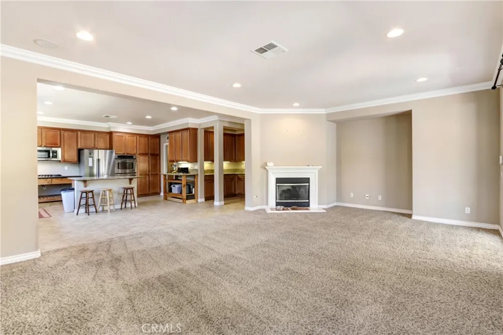 42282 Regents Hill Temecula, CA 92592