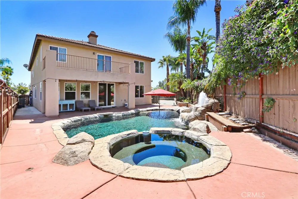 42282 Regents Hill Temecula, CA 92592