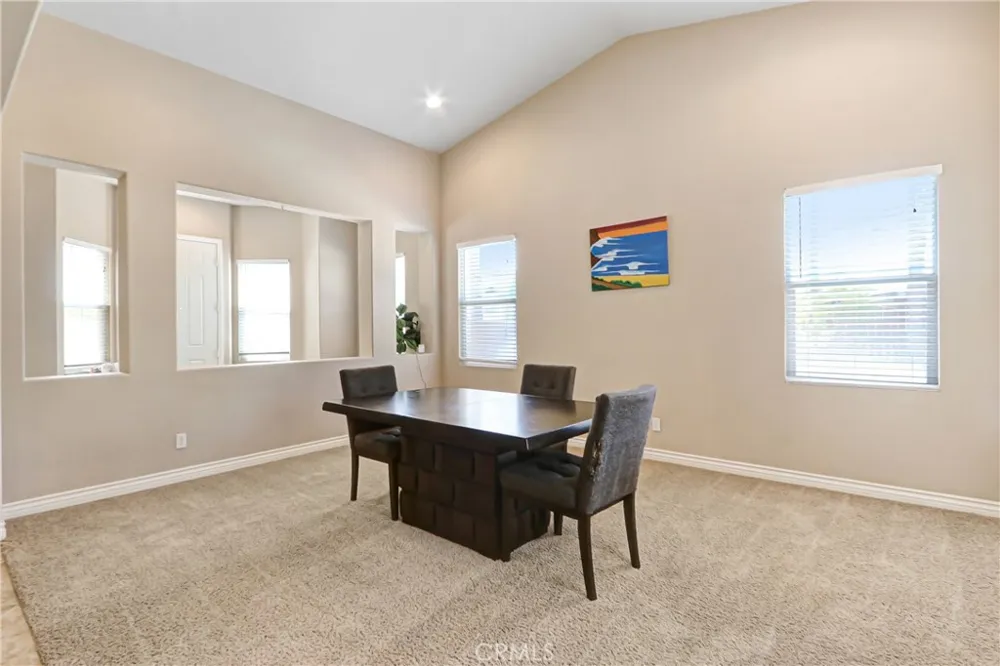 42282 Regents Hill Temecula, CA 92592