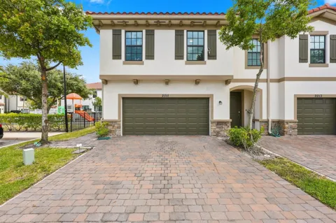 2011 Tamarind Drive