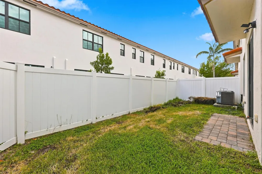 2011 Tamarind Drive Riviera Beach, FL 33410