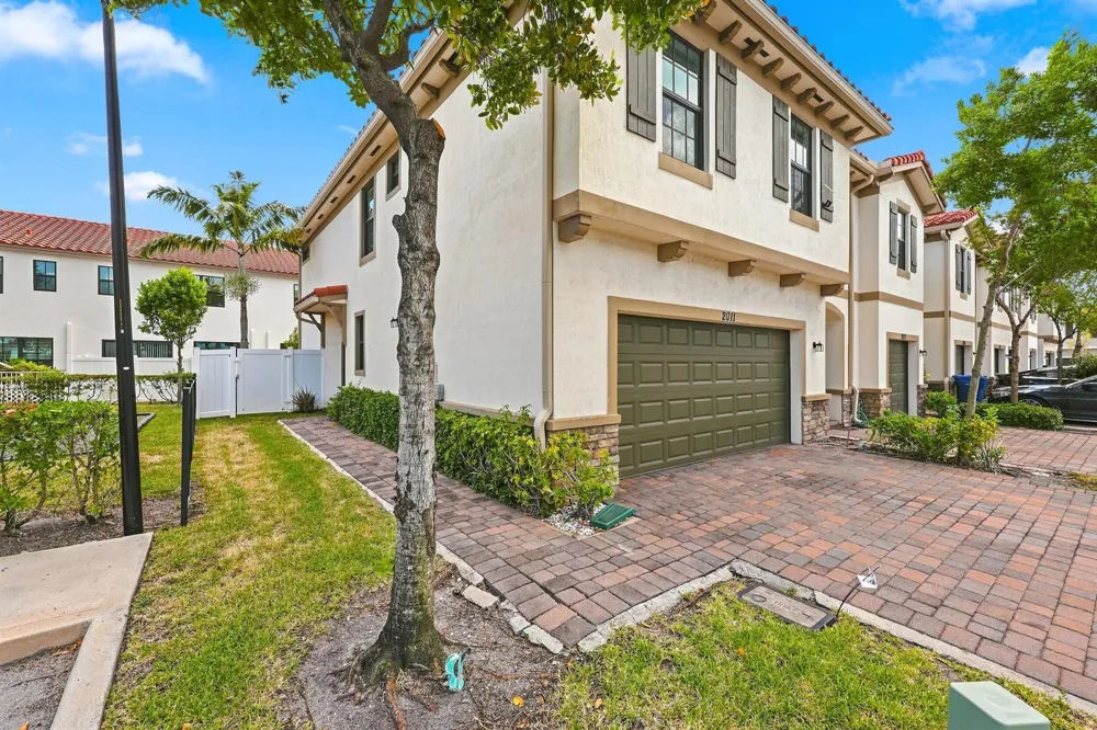 2011 Tamarind Drive Riviera Beach, FL 33410