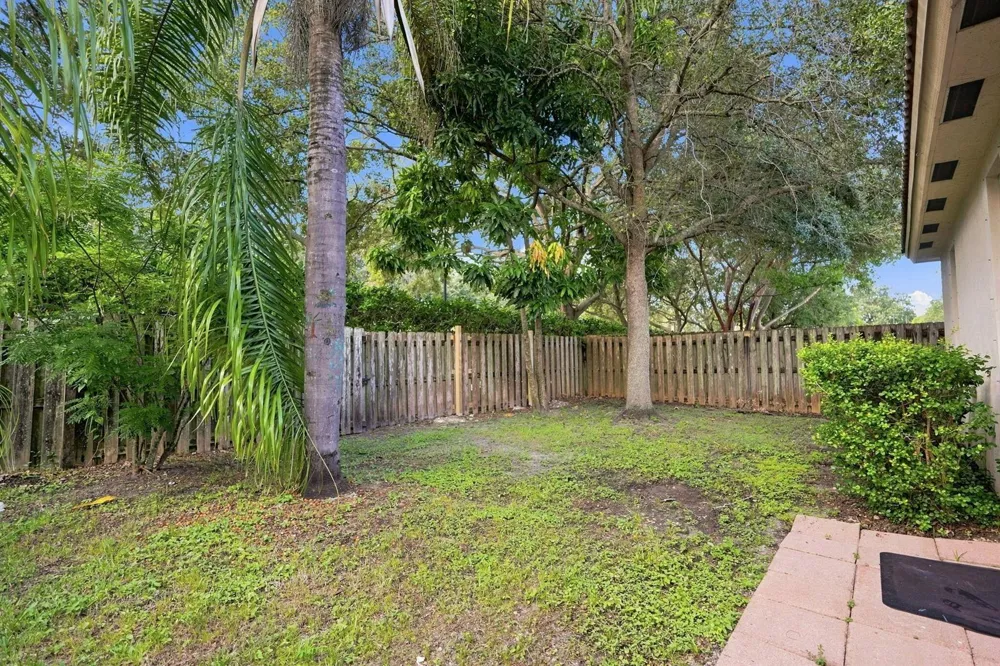 3717 Pebblebrook Manor Coconut Creek, FL 33073