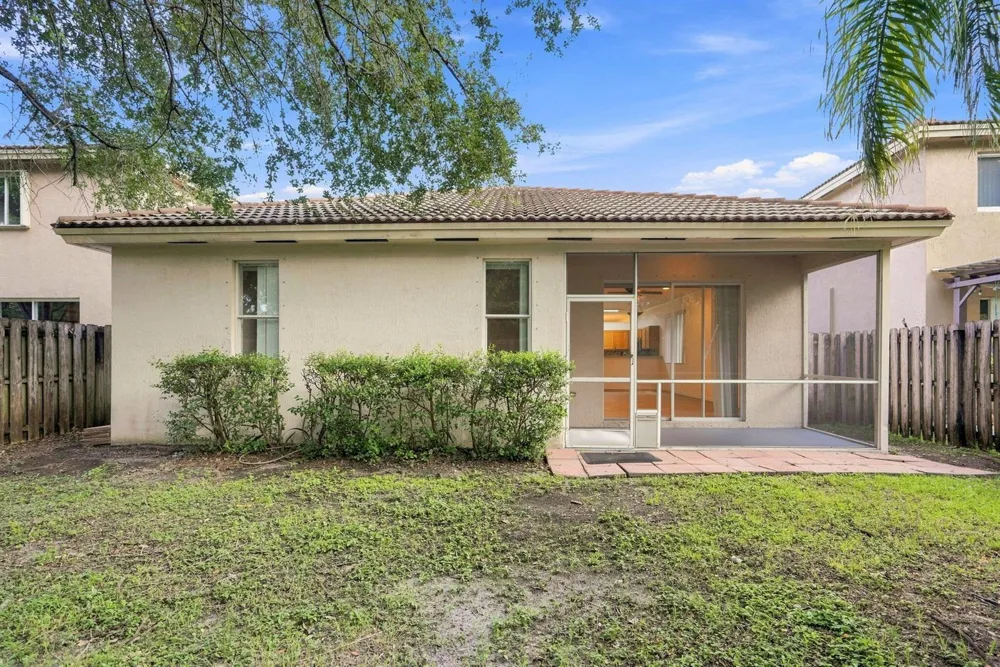 3717 Pebblebrook Manor Coconut Creek, FL 33073