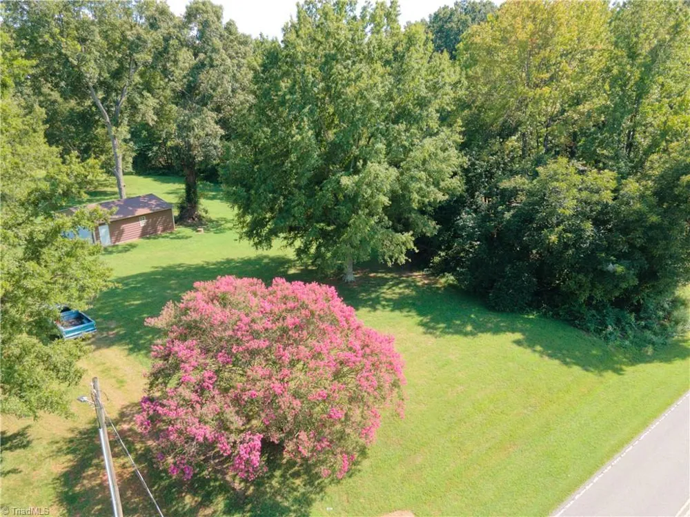 1566 Mocksville Highway Cleveland, NC 27013