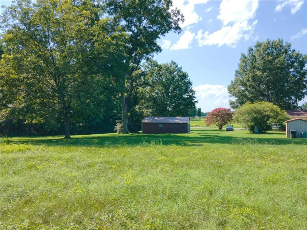1566 Mocksville Highway Cleveland, NC 27013