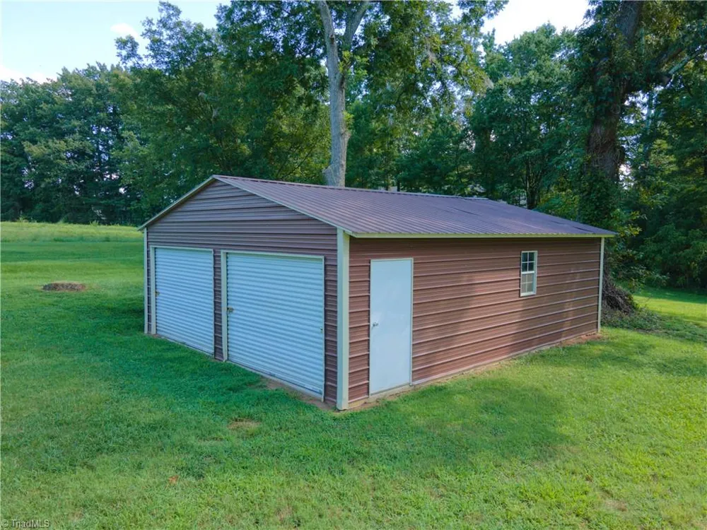 1566 Mocksville Highway Cleveland, NC 27013