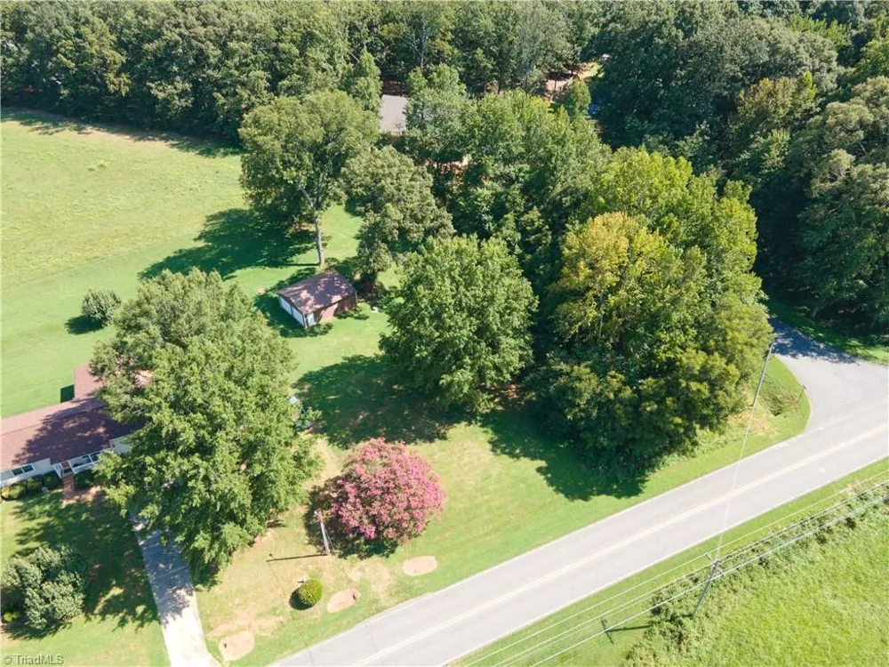1566 Mocksville Highway Cleveland, NC 27013