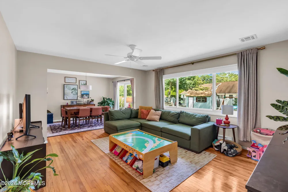 561 Oakhollow Lane Lanoka Harbor, NJ 08734