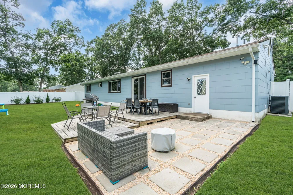 561 Oakhollow Lane Lanoka Harbor, NJ 08734