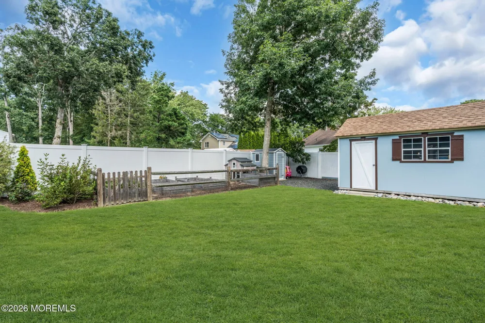 561 Oakhollow Lane Lanoka Harbor, NJ 08734
