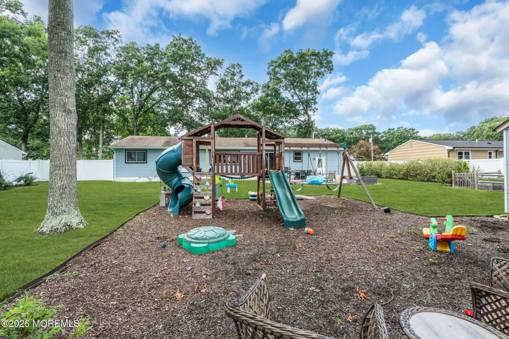 561 Oakhollow Lane Lanoka Harbor, NJ 08734