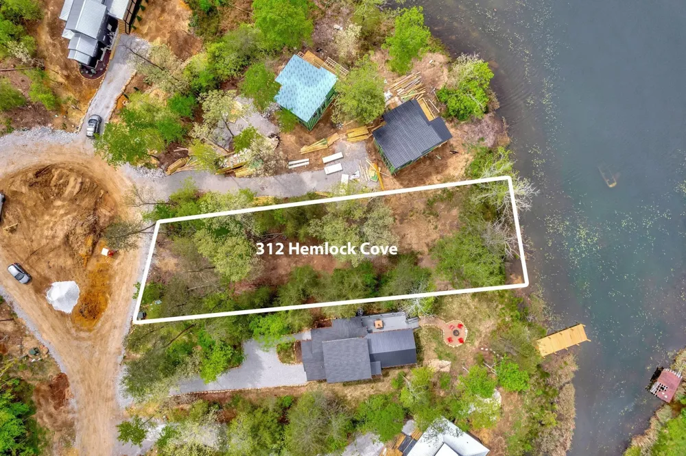 312 Hemlock Cove Tracy City, TN 37387