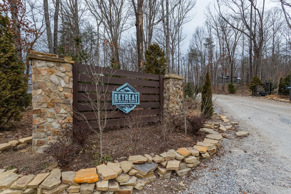 312 Hemlock Cove Tracy City, TN 37387