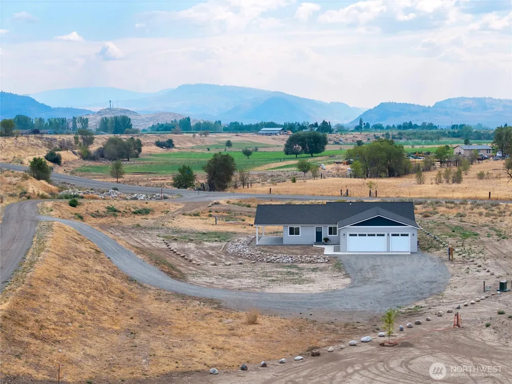 21 Bide-a-wee Rd. Omak, WA 98841