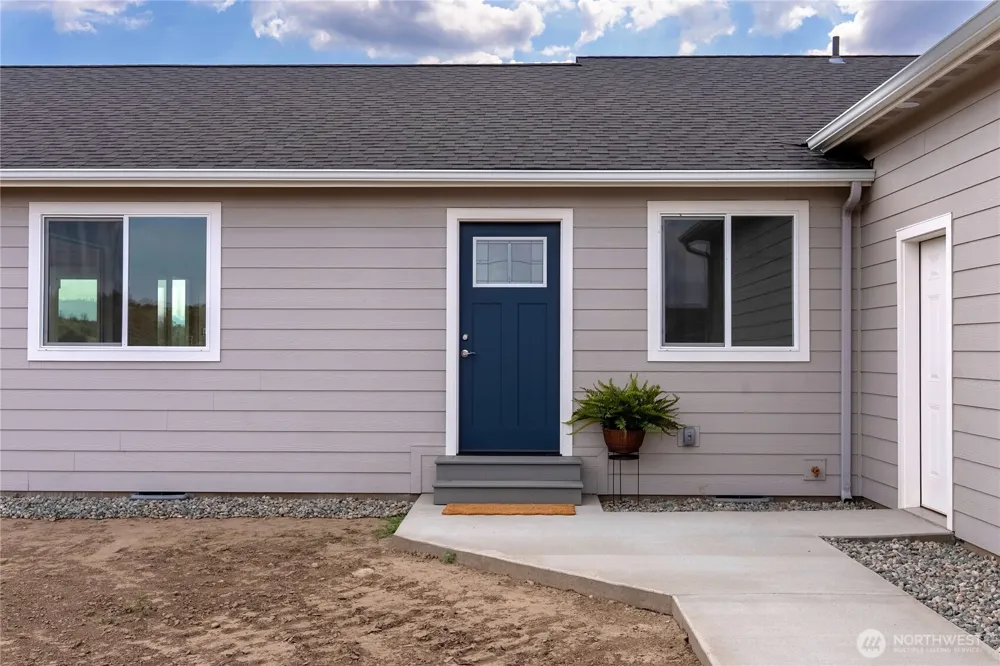 21 Bide-a-wee Rd. Omak, WA 98841