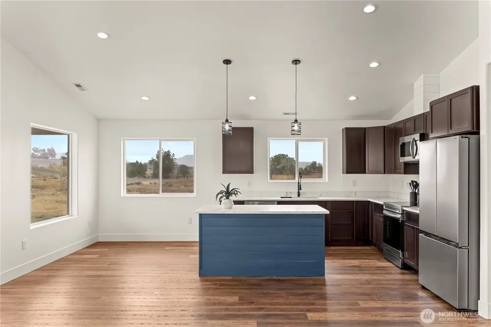 21 Bide-a-wee Rd. Omak, WA 98841