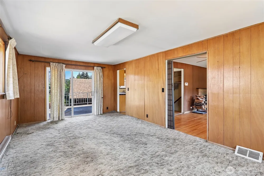 13004 Ambaum Boulevard SW Burien, WA 98146