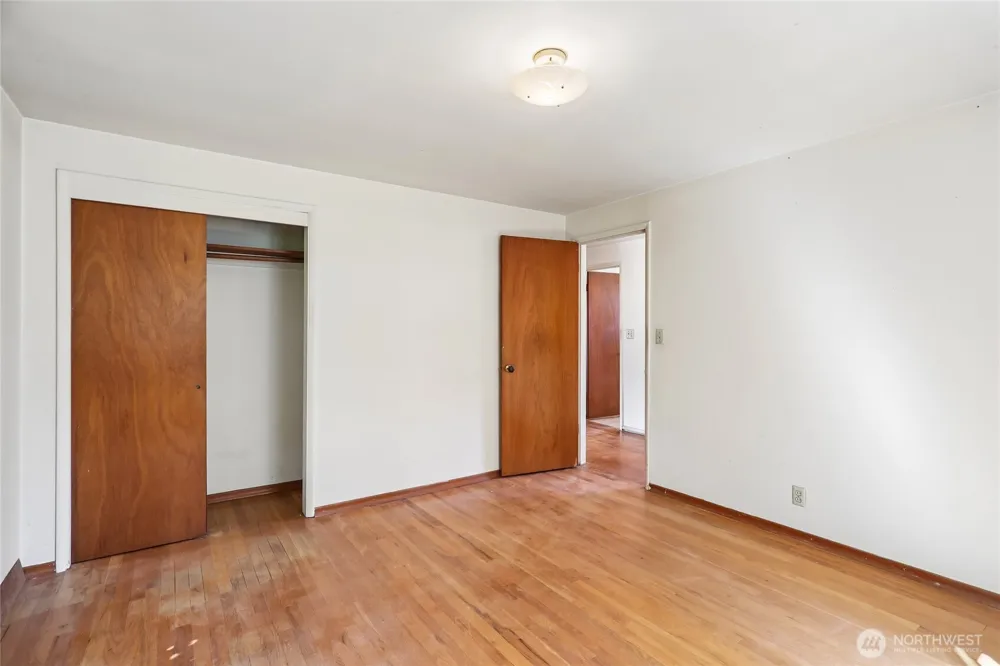 13004 Ambaum Boulevard SW Burien, WA 98146