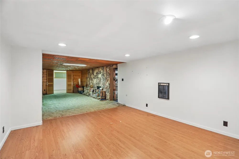 13004 Ambaum Boulevard SW Burien, WA 98146