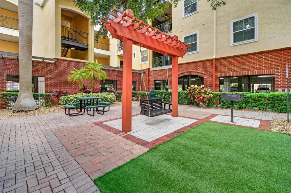 2010 E PALM AVENUE #14318 Tampa, FL 33605