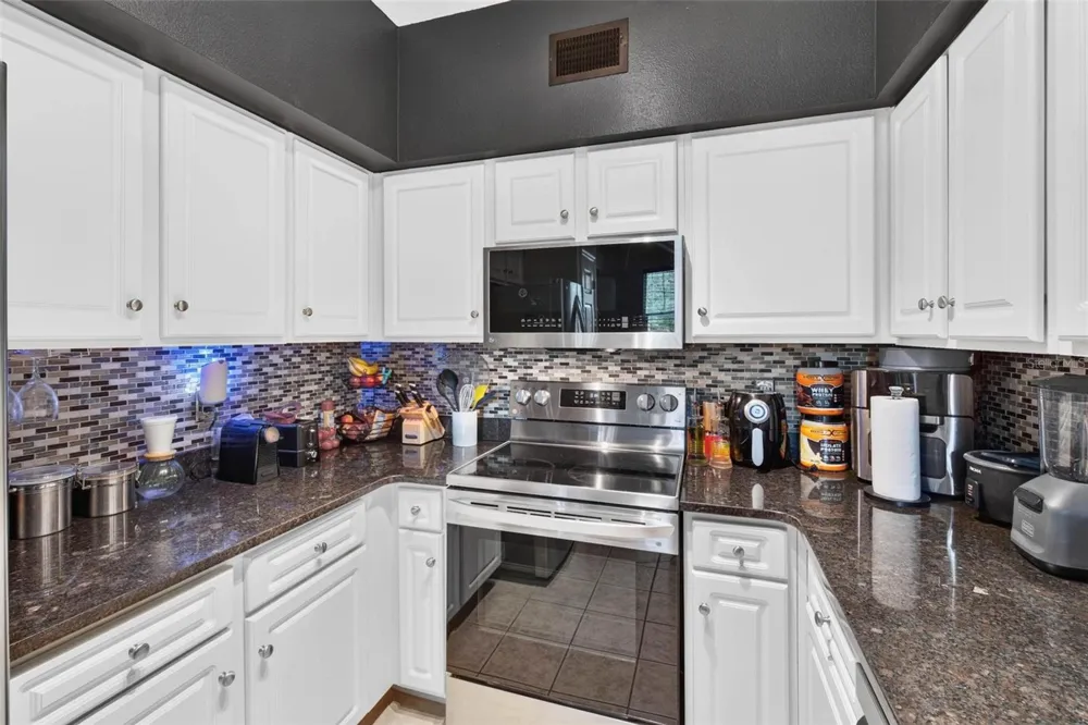 2010 E PALM AVENUE #14318 Tampa, FL 33605